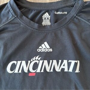 University of Cincinnati Bearcats Adidas long sleeve black shirt - size men’s XL